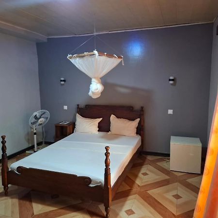 Lotus Hotel Antsiranana Ngoại thất bức ảnh