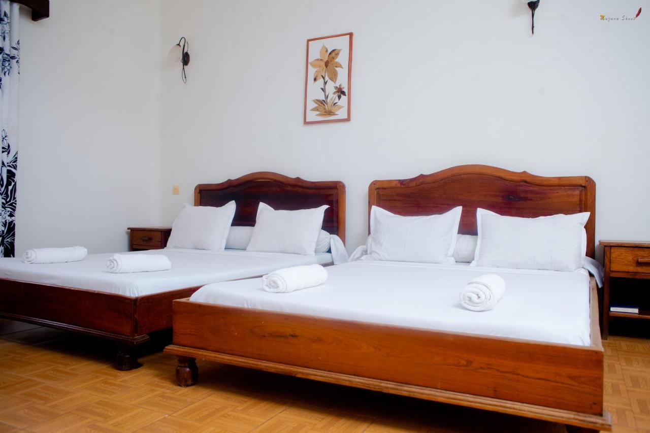 Lotus Hotel Antsiranana Ngoại thất bức ảnh