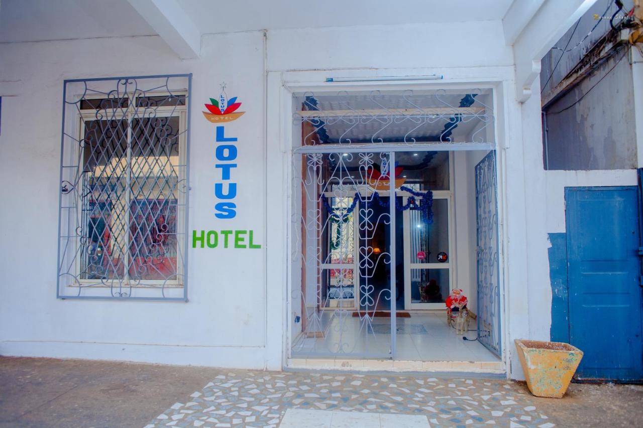Lotus Hotel Antsiranana Ngoại thất bức ảnh